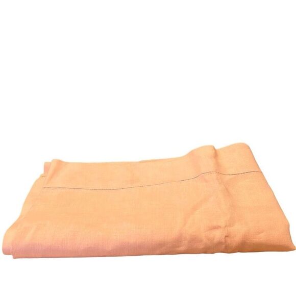 Vintage Pink Rectangular Linen Tablecloth - Picture 1 of 3